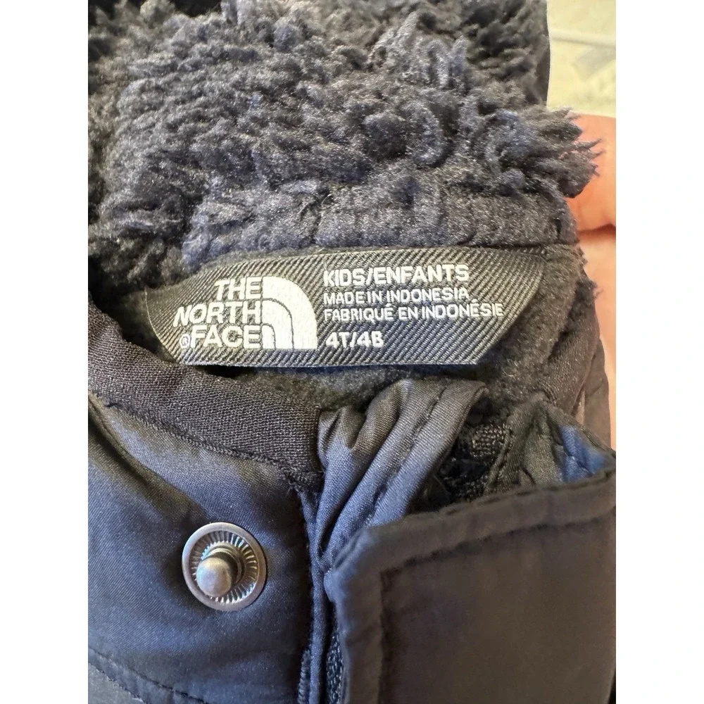 The North Face Kids North Down Hooded Jacket Black Puffer Coat 4T NF0A7UMJJK3-4T